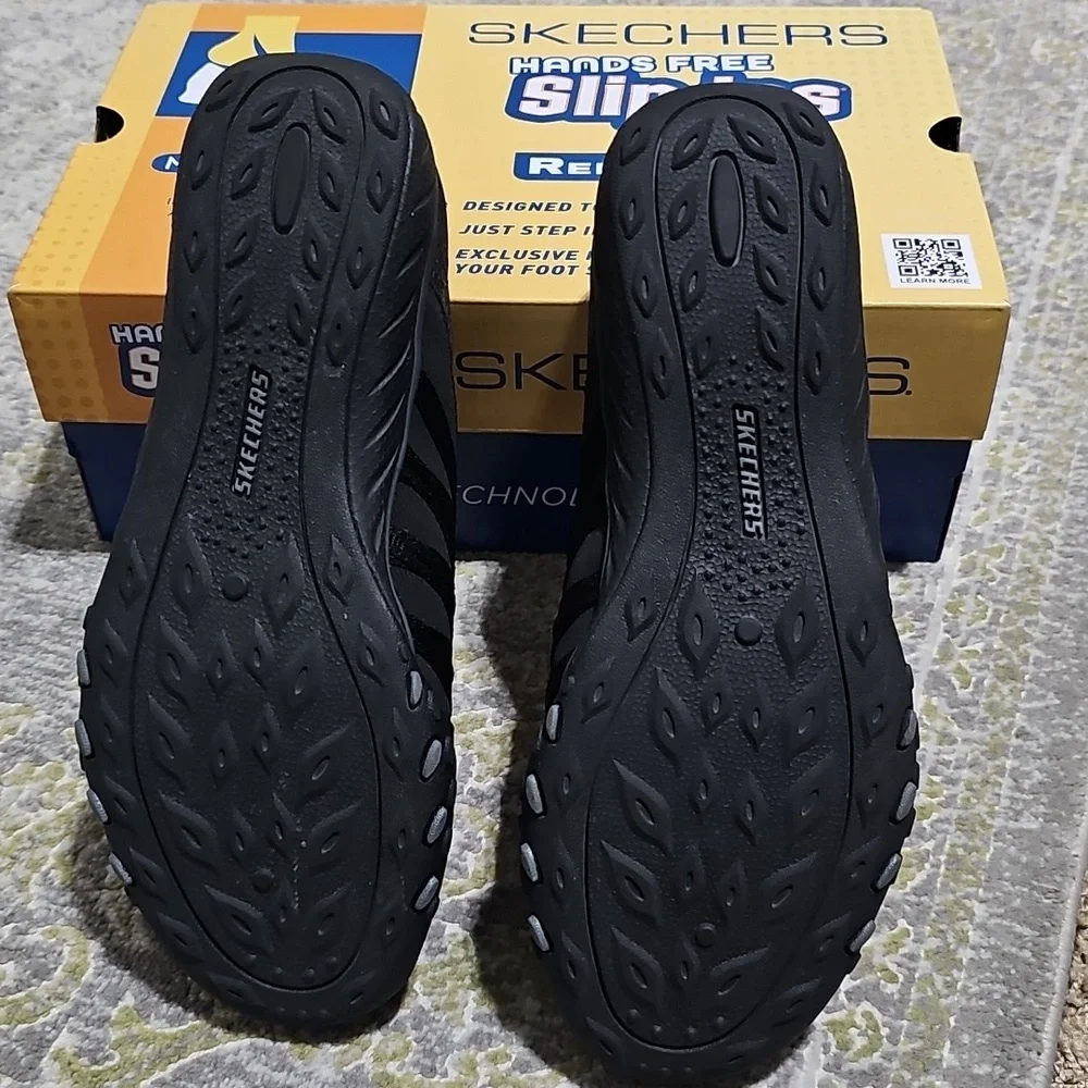 New Skechers Shoes Slip-ins Relaxed Fit Breathe Easy Roll With Me Black 7.5 - Picture 6 of 9